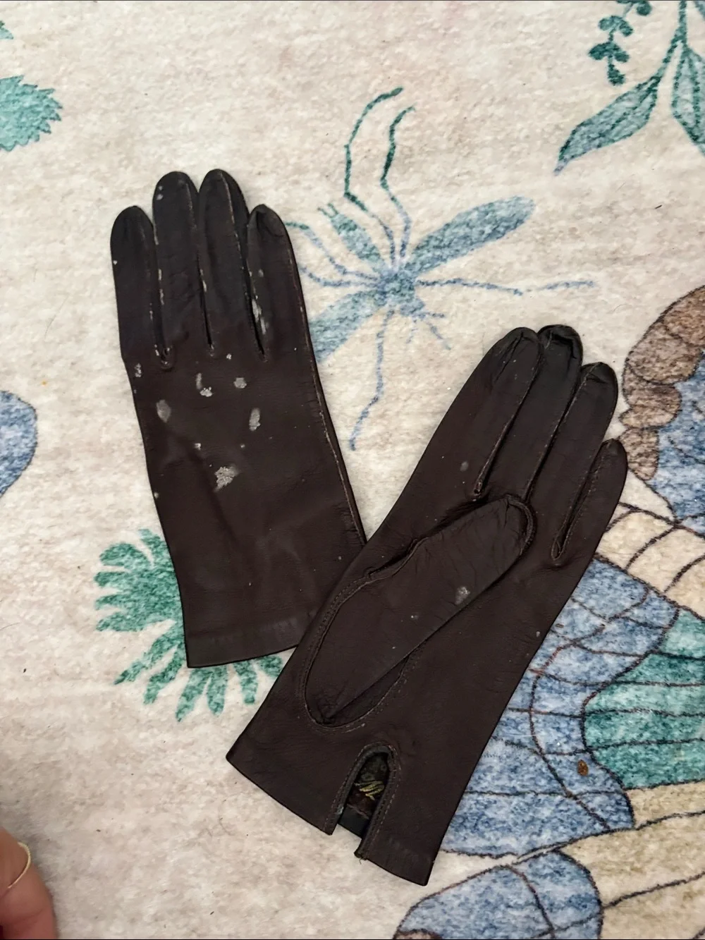 Brown Leather Gloves – Soft Flexible Women's Mittens